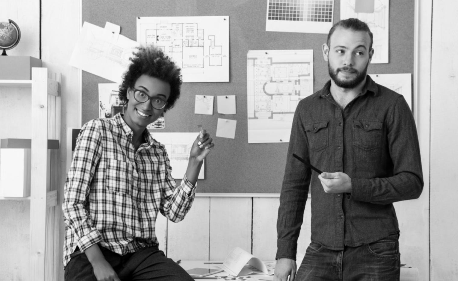 Workshop-Situation mit Teilnehmern und Präsentation